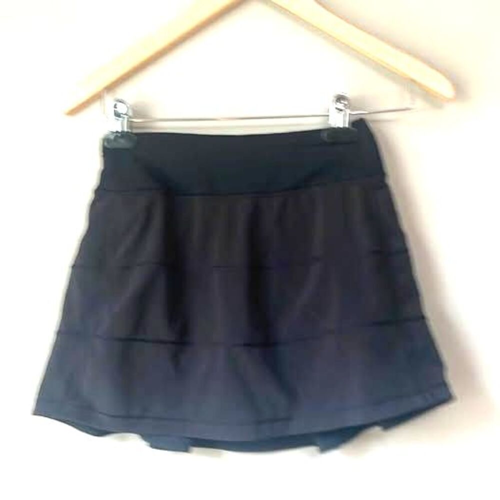 Lululemon Black Athletic Skort Size 0 Excellent Condition